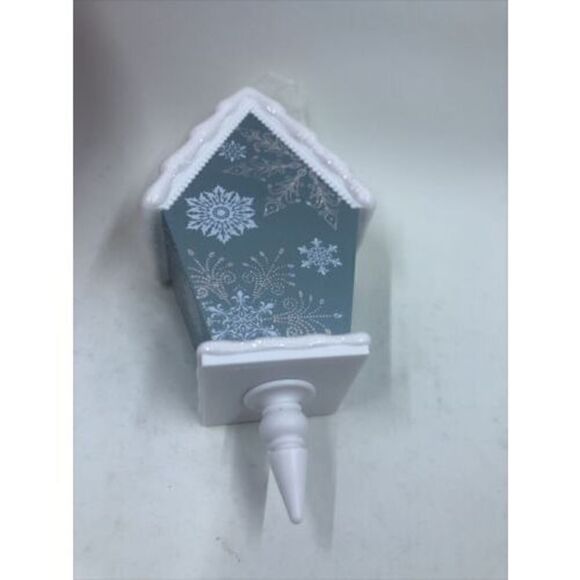 Hallmark Keepsake Ornament Beautiful Birdhouse  #1 in Series 2016 - Picture 4 of 7